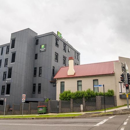 Holiday Inn & Suites - Parramatta Marsden Street, An Ihg Hotel Sydney Exterior foto